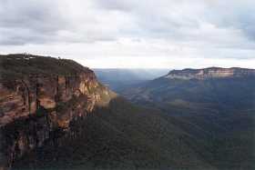 The Blue Mountains from Katoomba The Blue Mountains from Katoomba