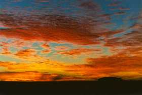Winter sunrise over Uluru, Northern Territory