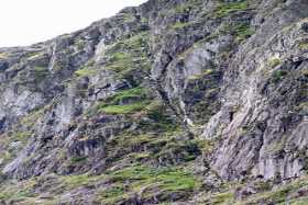 Jack's Rake, a vertiginous route up Pavey Ark - spot the climbers! Jack's Rake, a vertiginous route up Pavey Ark - spot the climbers!