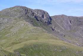 Cambridge Crag high up on Bow Fell Cambridge Crag high up on Bow Fell