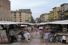 The market at Piazza dell' Erbe in Verona