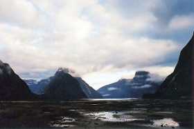 Early morning at Milford Sound Early morning at Milford Sound