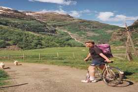 Cyling along Fl�msdalen, July 1998 Cyling along Fl�msdalen, July 1998